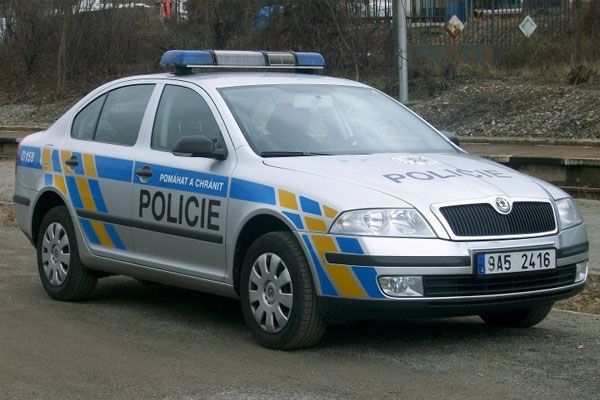 Karlovy Vary: Řídil pod vlivem drog. Navíc nevlastní řidičské oprávnění