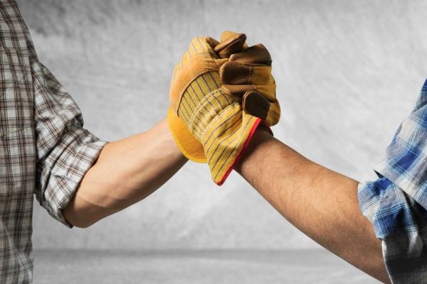 Jak na výběr pracovních rukavic? Klíčovou roli hraje jejich využití