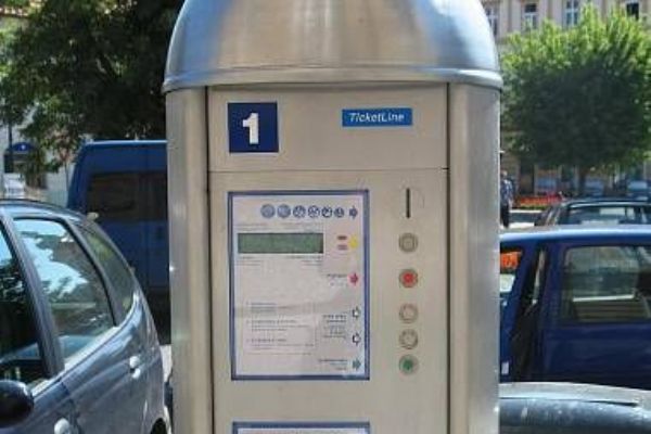 Plzeňské parkování čeká modernizace, platba kartou končí