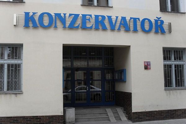 Obnovený Diplomat v Teplicích opět otevřen