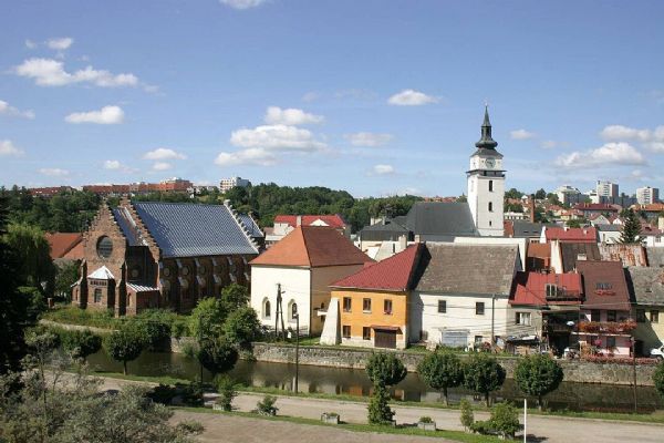 Meziříčí plánuje novou budovu pro dětskou skupinu na místě bývalého cirkusu
