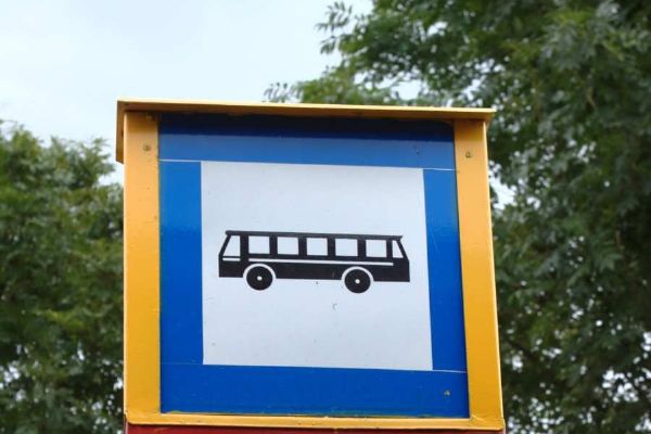 Drážší jízdné ve středních Čechách: Zvýšení až o 30 %!