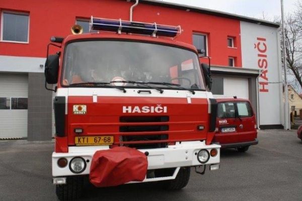 Hasiči v Plzeňském kraji vyjíždějí k požárům kvůli rouškám
