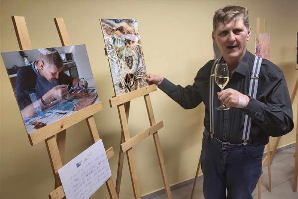 Domov Háj expanduje: Nové služby v Humpolci a umělecká výstava
