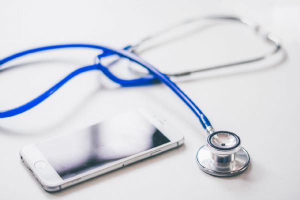 Přes 14 000 pacientů v Jihočeském kraji využilo virtuální péči