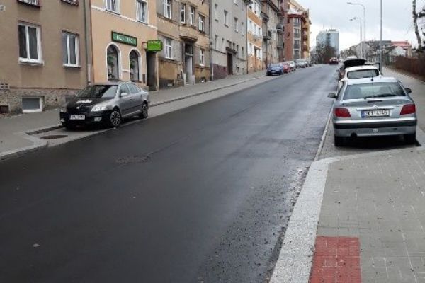 Cheb: Valdštejnova ulice dostala nový kabát za 8 milionů