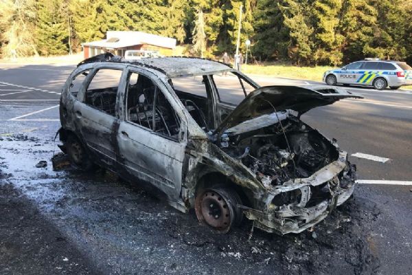 Jáchymov: Požár osobního vozidla