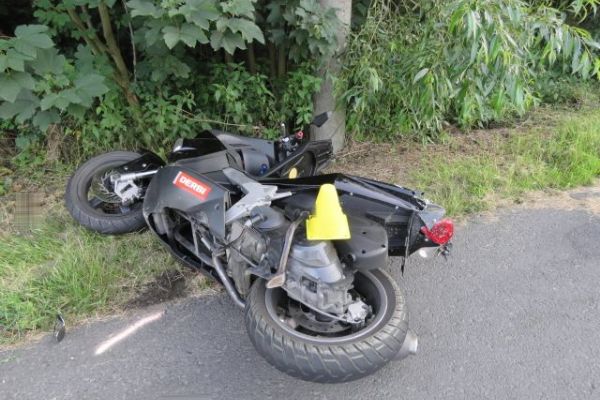 Karlovarský kraj: Dvě víkendové dopravní nehody motocyklů