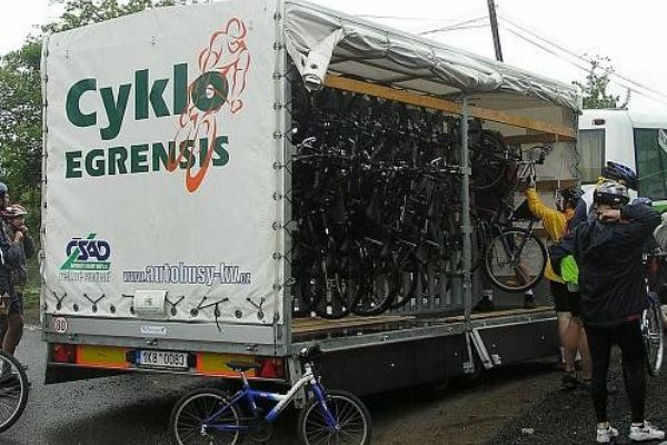 Předposlední sobotu v měsíci začnou v Karlovarském kraji opět jezdit cyklobusy