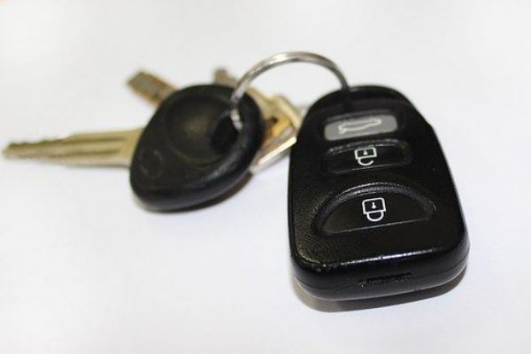 Sokolovsko: Příbuzné vzal klíče od vozidla