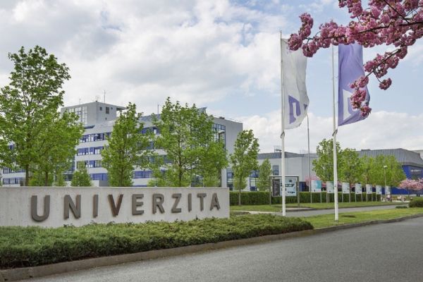 Koronavirus zvýšil v Plzni zájem o vysokoškolské koleje