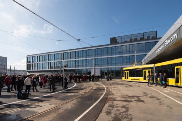 Plzeň má novou a moderní tramvajovou vozovnu