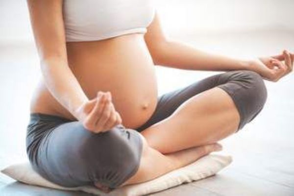 Proč cvičit jógu v těhotenství