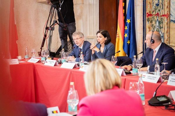 Předseda Senátu na konferenci evropských parlamentů ve Španělsku: Je zapotřebí být k sobě upřímní a více konat