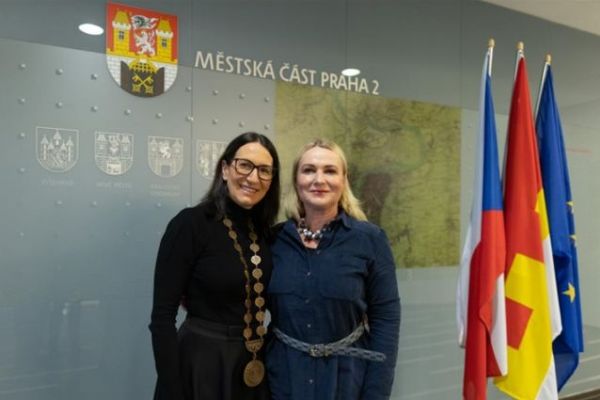 Alexandra Udženija se stala novou starostkou Prahy 2. Vystřídala kolegyni z ODS Janu Černochovou
