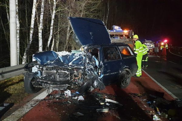 Boč: Při nehodě tří aut zemřel jeden řidič