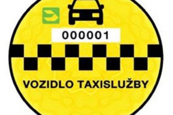 Cheb: Řádně registrované vozidlo taxislužby musí mít evidenční nálepku