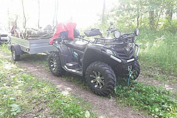 Karlovarsko: Policejní akce se zaměřila na motorky a čtyřkolky jezdící po lesích