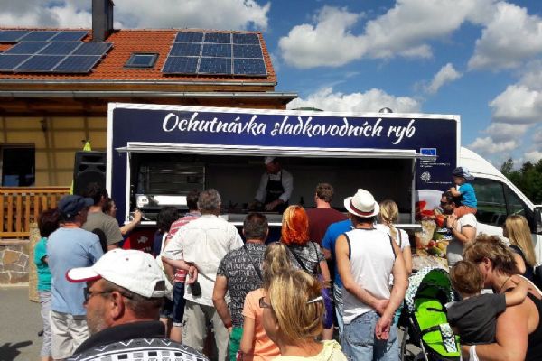 Karlovy Vary: Páteční farmářské trhy budou s doprovodnou akcí Ryba na talíř