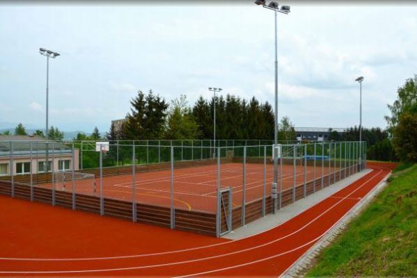 Plzeň opraví sportoviště u základních škol za více než čtyři miliony