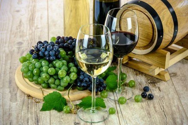Nevyhovujících vín zjistila Potravinářská inspekce meziročně o polovinu méně