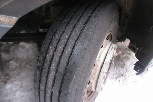 Policie v rámci prevence upozorňuje na zimní pneumatiky