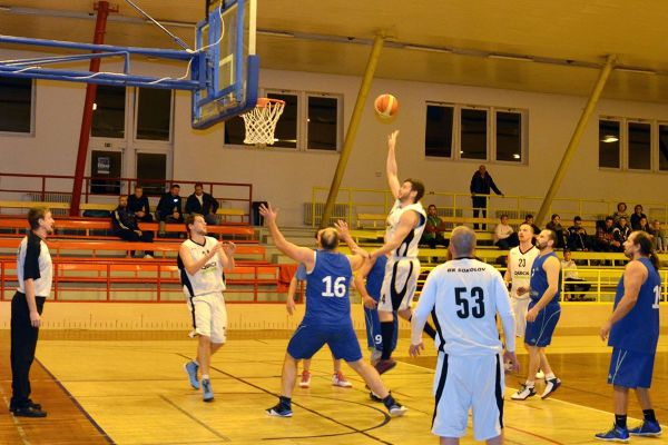 Sokolov: Basketbalový klub sbíral vítězství ve všech kategoriích