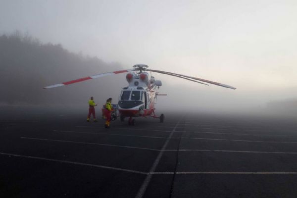 Sokolov: Hasiči zajišťovali vhodný prostor pro přistání vrtulníku