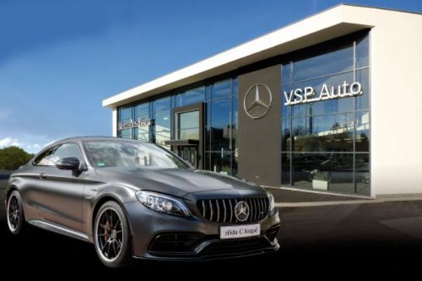 Společnost VSP Auto, s.r.o. slavnostně otevřela rozšířený autosalon vozů Mercedes v Plzni