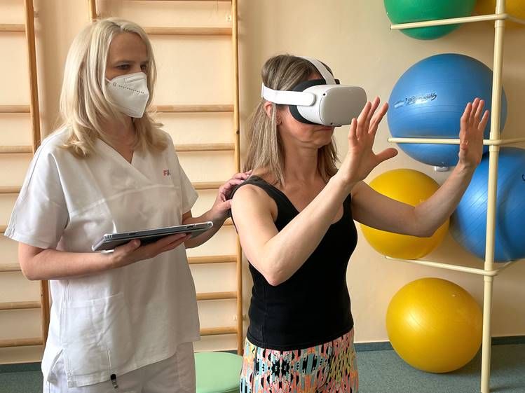 FN Plzeň využívá v rehabilitační léčbě virtuální realitu