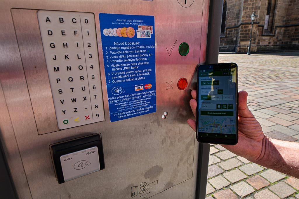 Plzeň rozšiřuje možnost zakoupit parkovné elektronicky na všechny parkovací zóny