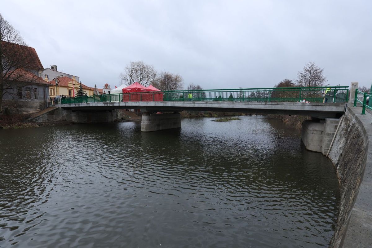 V Horšovském Týně je otevřen zrekonstruovaný most