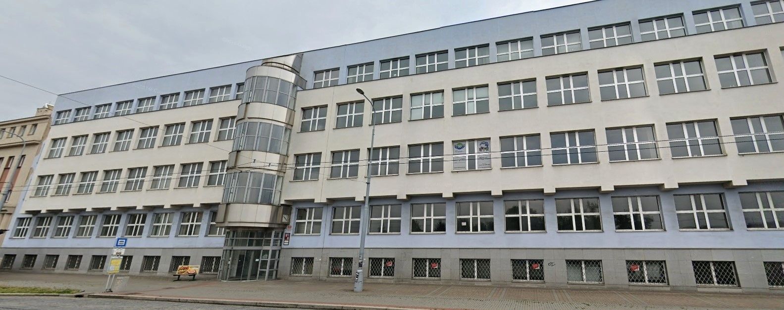 ZČU opět prodává budovu bývalého ředitelství Škody