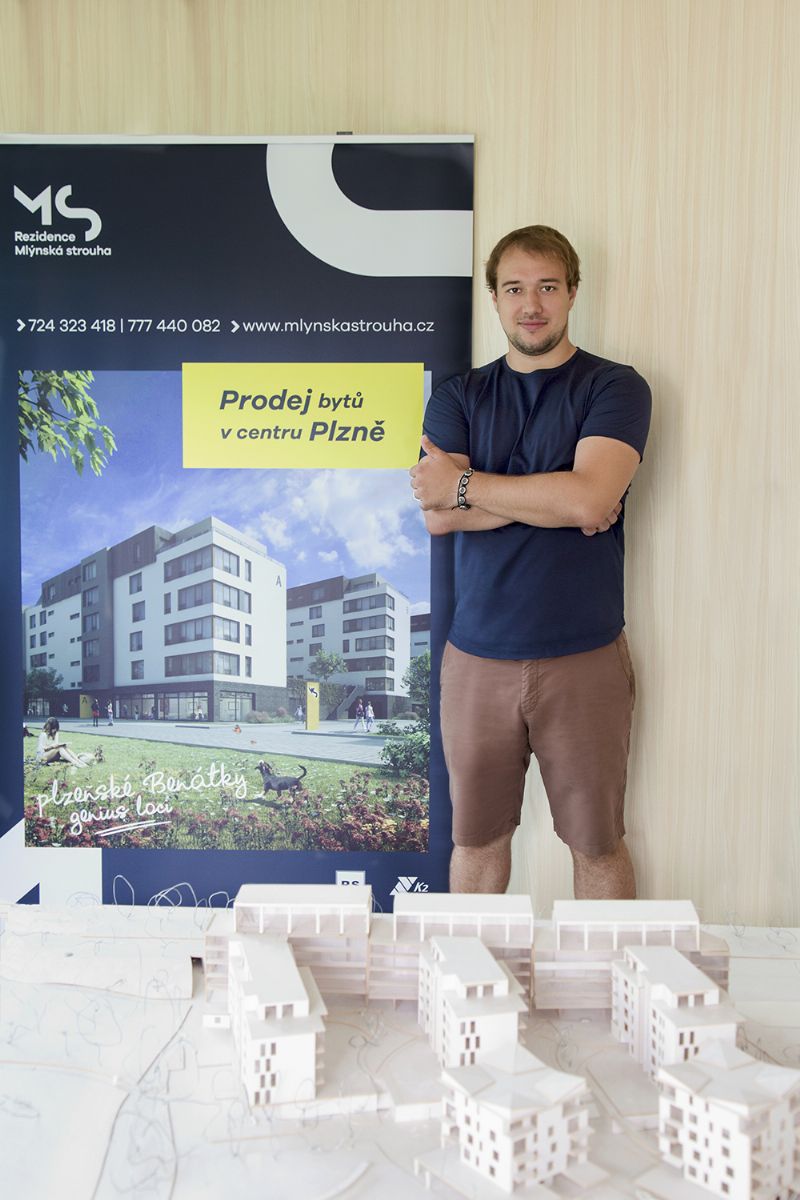 Hokejista Jan Kovář nakoupil byty v centru Plzně