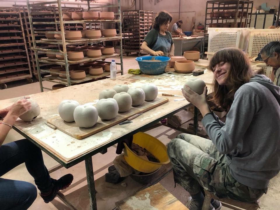 Keramici z Horní Břízy na praxi v Portugalsku: jejich výrobky putují až za oceán