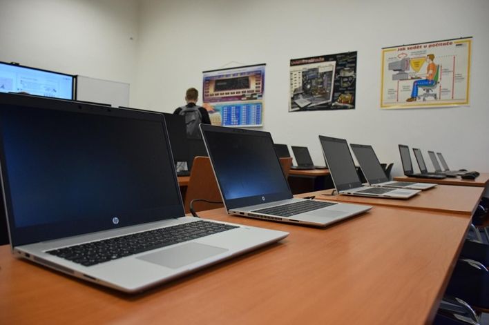 Základní škola u sv. Štěpána má novou počítačovou učebnu