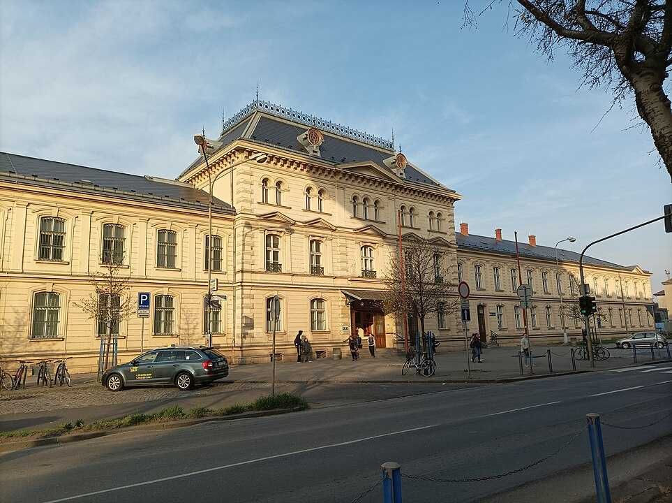 Blikající světla zlepšují bezpečnost na přechodech v Přerově