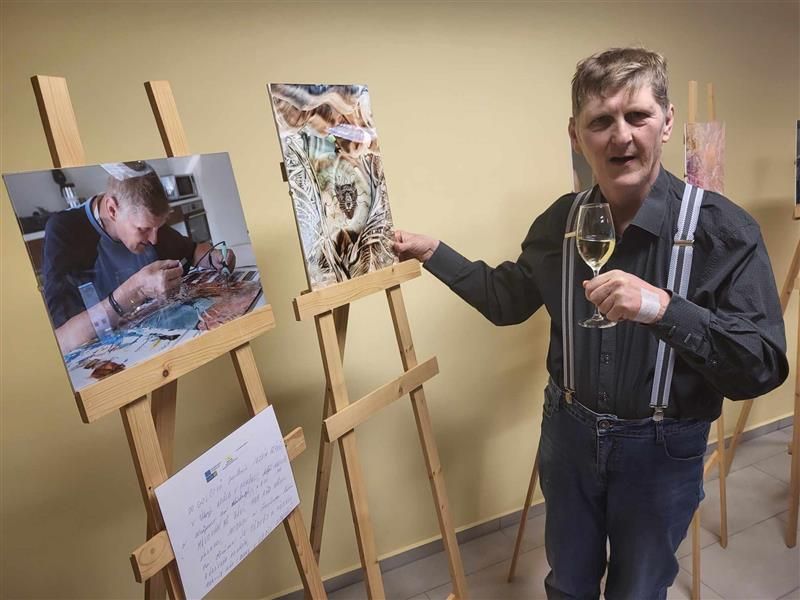 Domov Háj expanduje: Nové služby v Humpolci a umělecká výstava