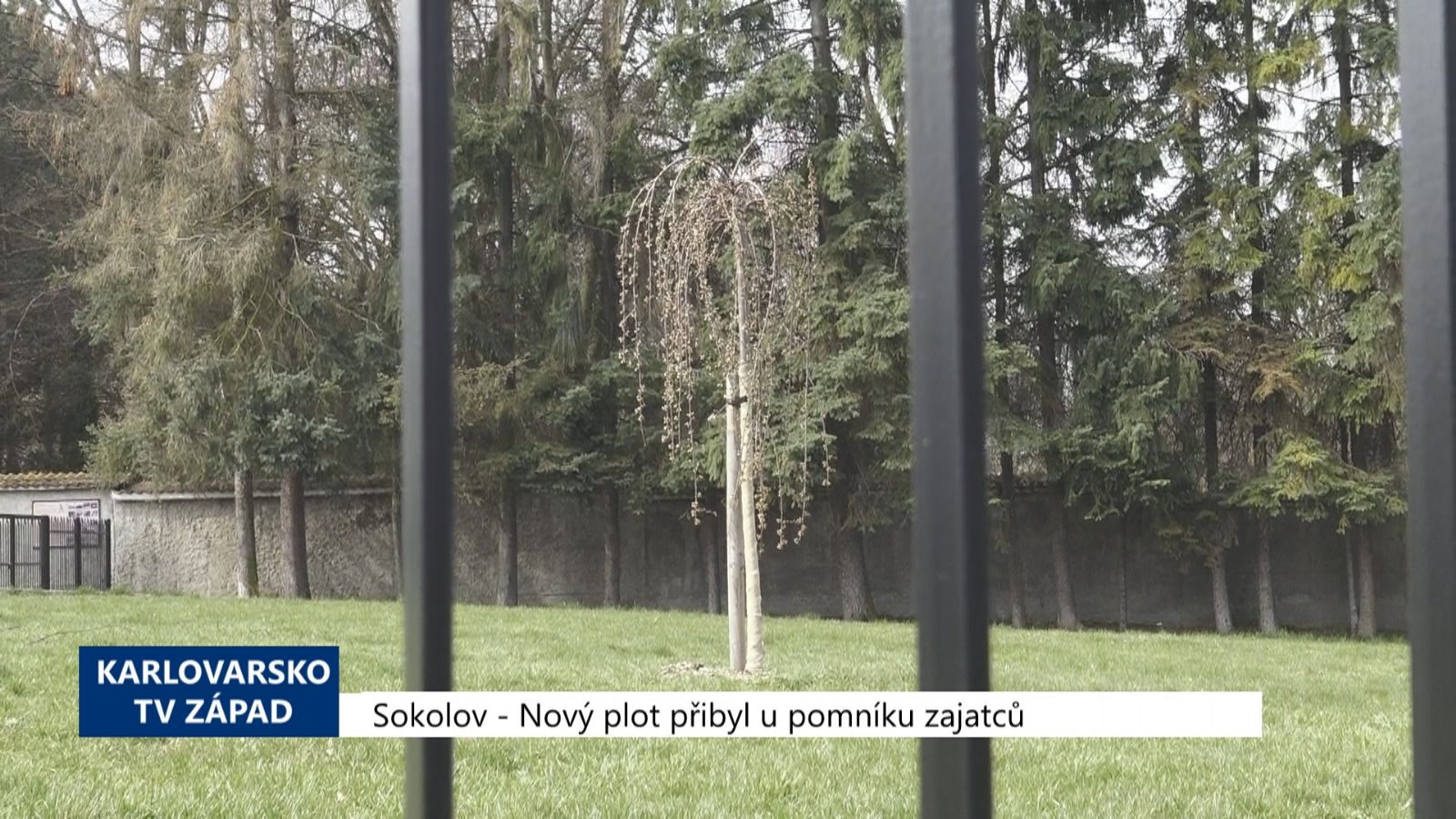 Sokolov: Nový plot přibyl u pomníku zajatců (TV Západ)