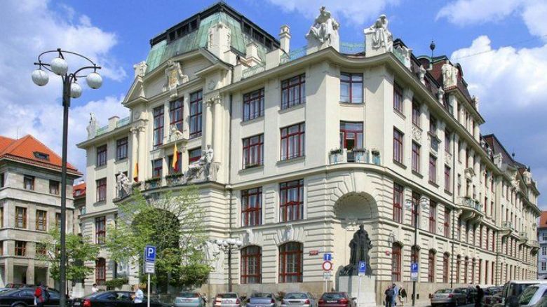 Hlavní město pracuje na zvýšení bezpečnosti v pražských školách