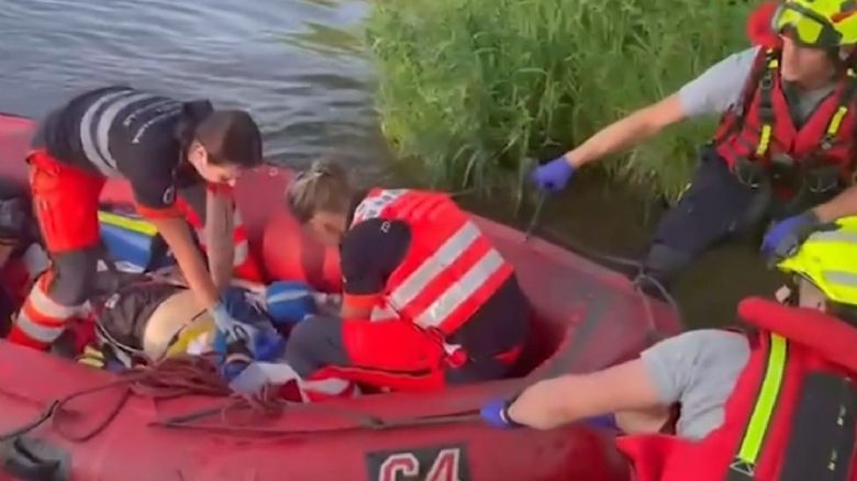 „Řetězec přežití“ - hasiči v Plzni zachraňovali cyklistu