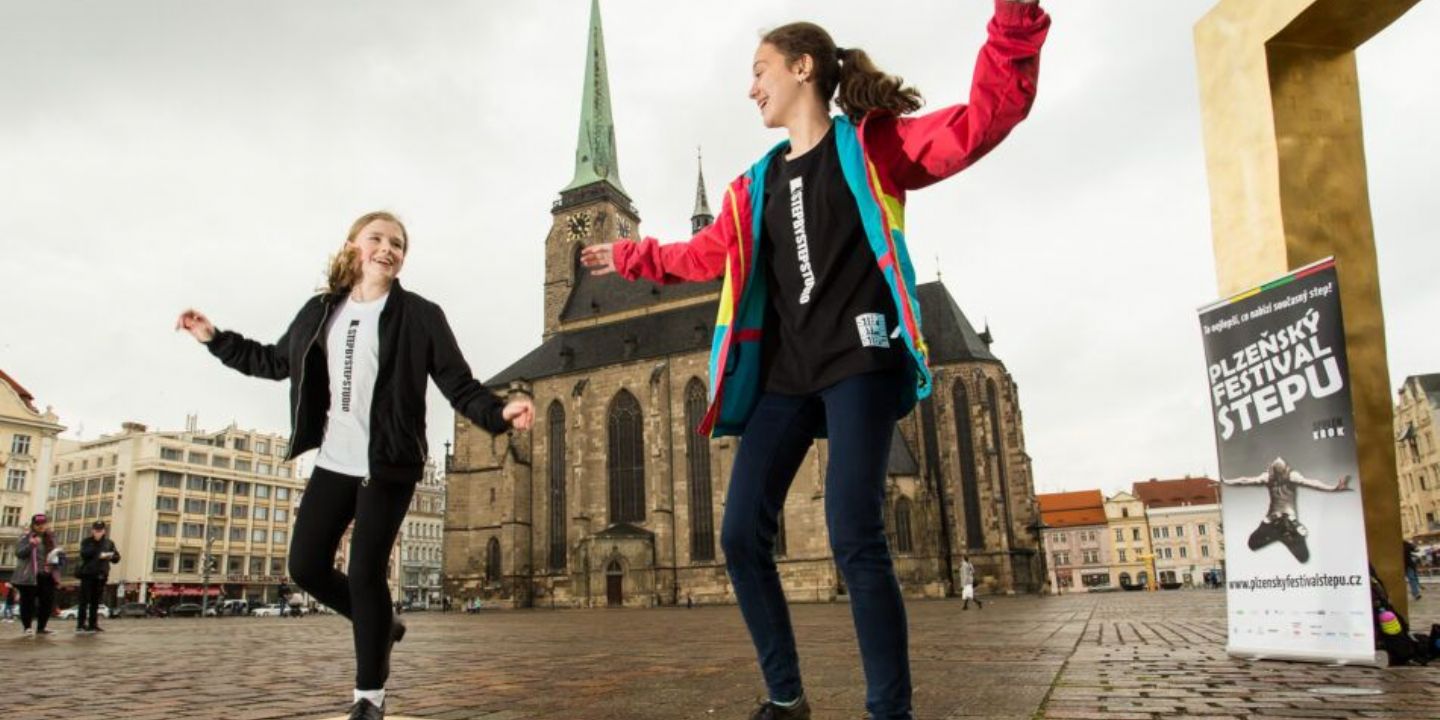 Stepařský festival v Plzni odstartoval, připojí se i mistr světa