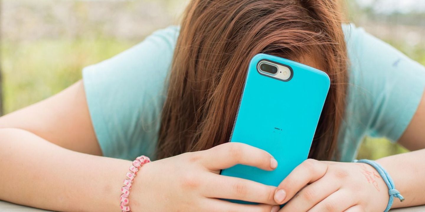 Revoluce v komunikaci? Mládež má mobily, ale hovory ignoruje